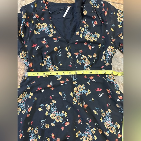 Free People Chiffon Lilou Dress in Black Print XS - Picture 7 of 11